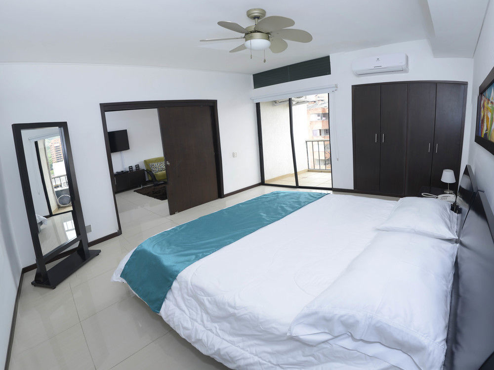 On Apartasuites カリ エクステリア 写真